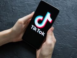 Scrolling Text Viral di TikTok, Ini Penjelasan dan Cara Bikinnya