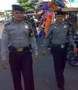 Polisi